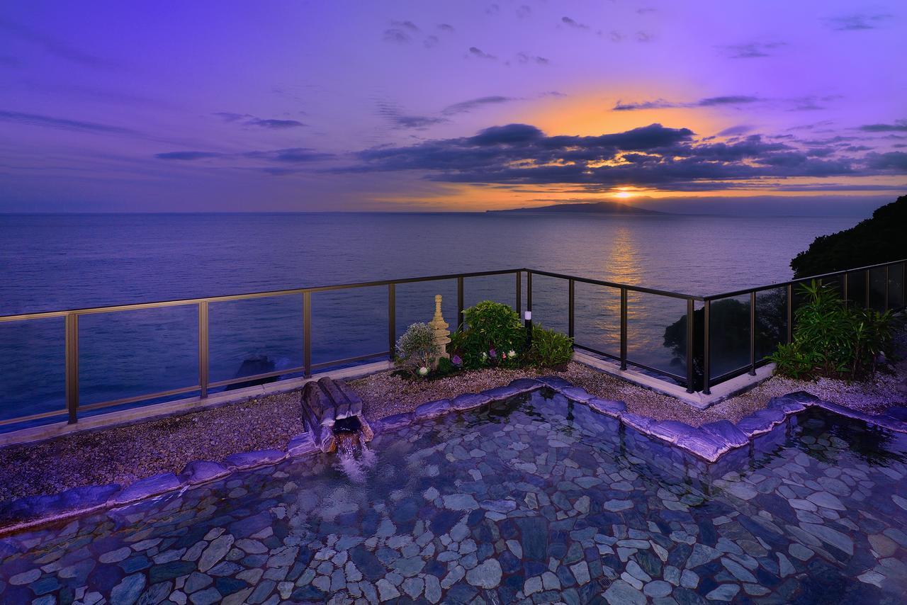 Готель Izu Retreat By Onko Chishin Хіґашіідзу Екстер'єр фото